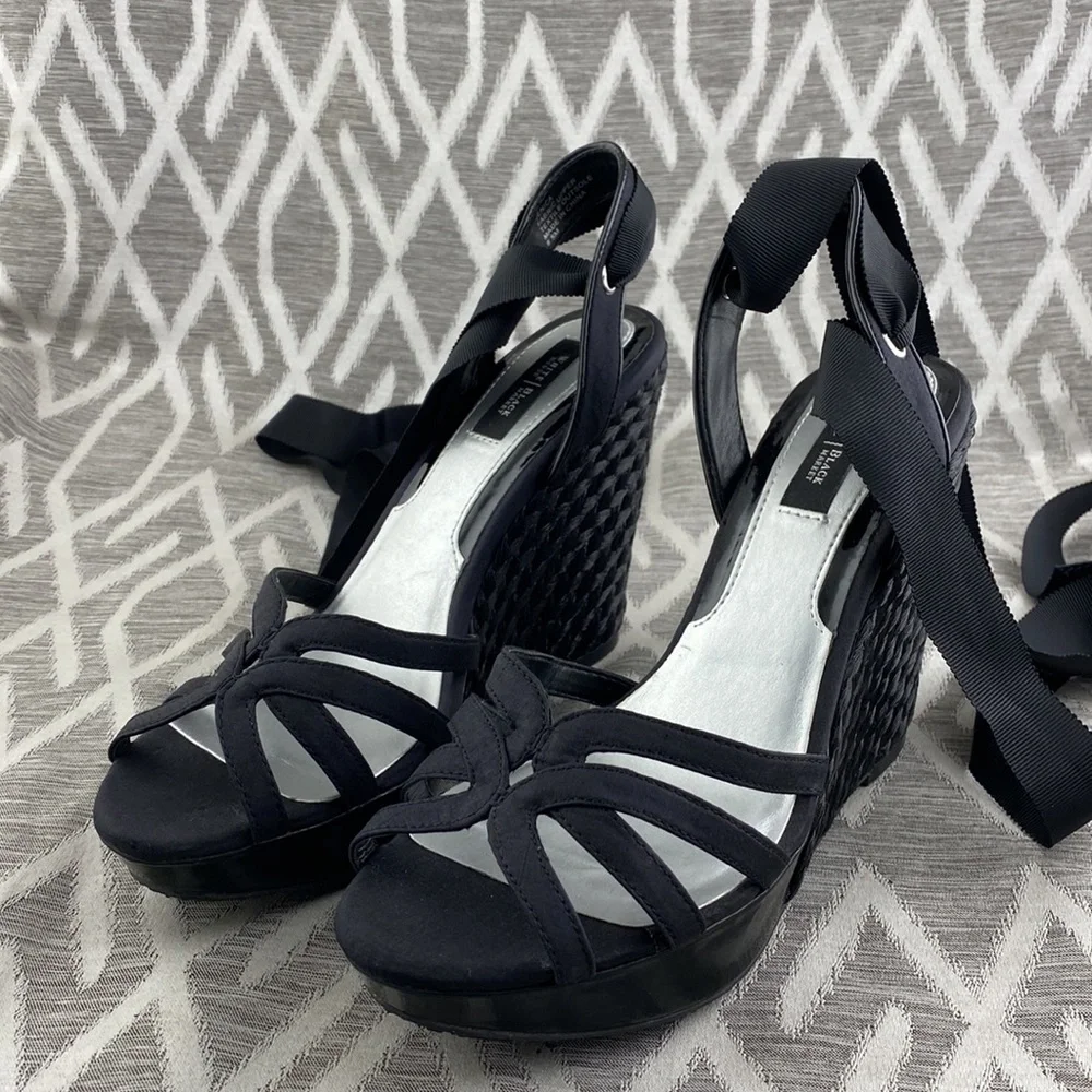 White House Black Market Platform Wedge Ankle Lace Up Wrap Sandal Size: 8.5 - Picture 2 of 3